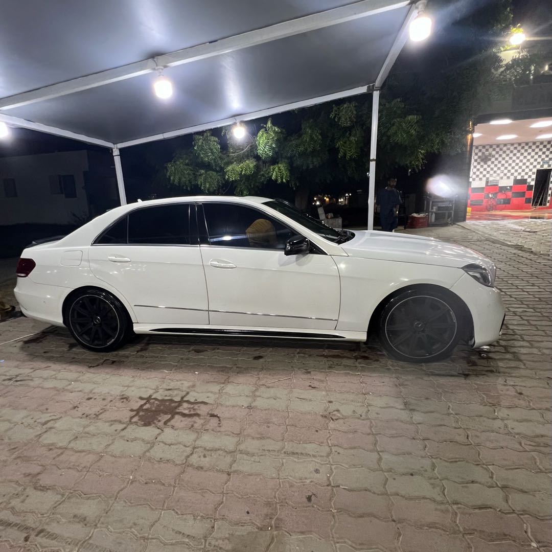 Car Image 2014 MERCEDES E Class 350