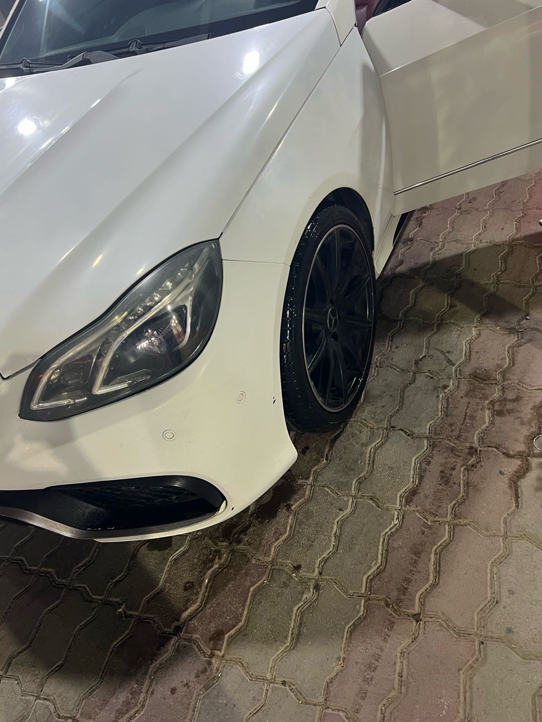 Car Image 2014 MERCEDES E Class 350