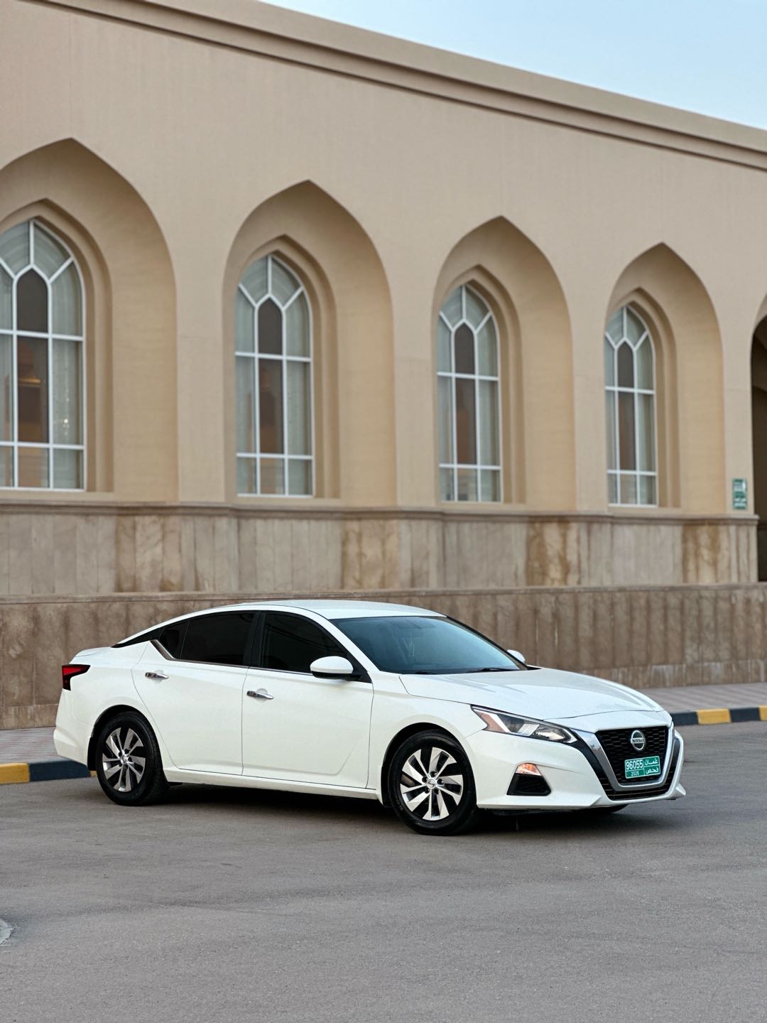 Car Image 2019 NISSAN ALTIMA S