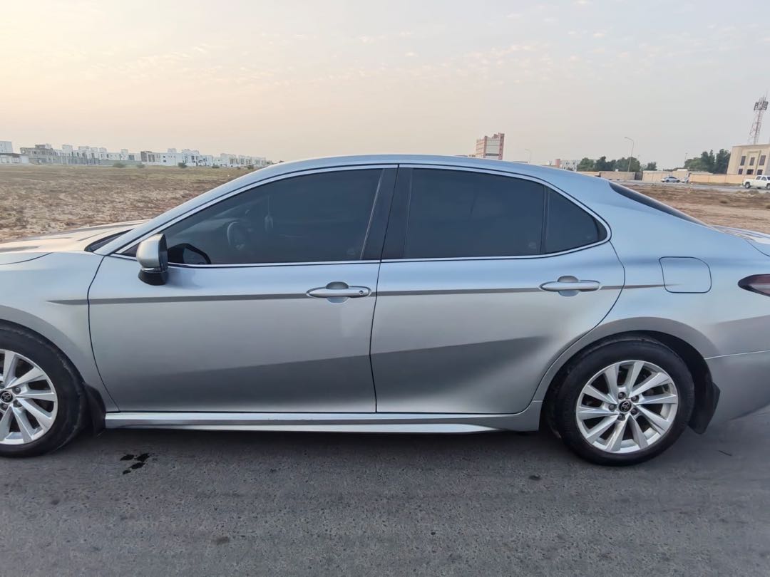 Car Image 2021 TOYOTA CAMRY SE