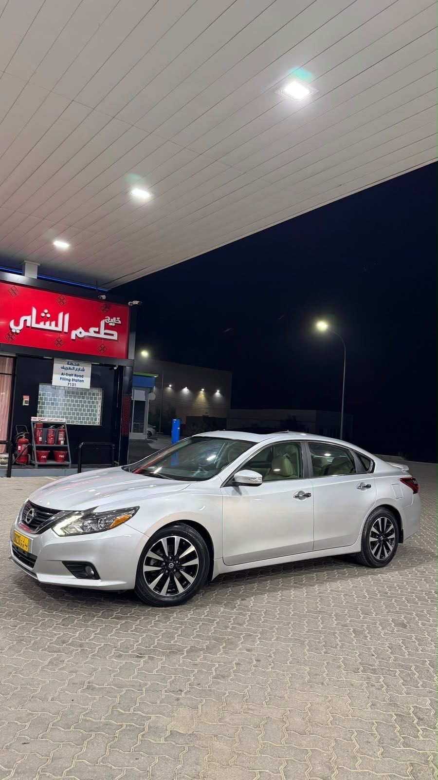 Car Image 2018 NISSAN ALTIMA SL