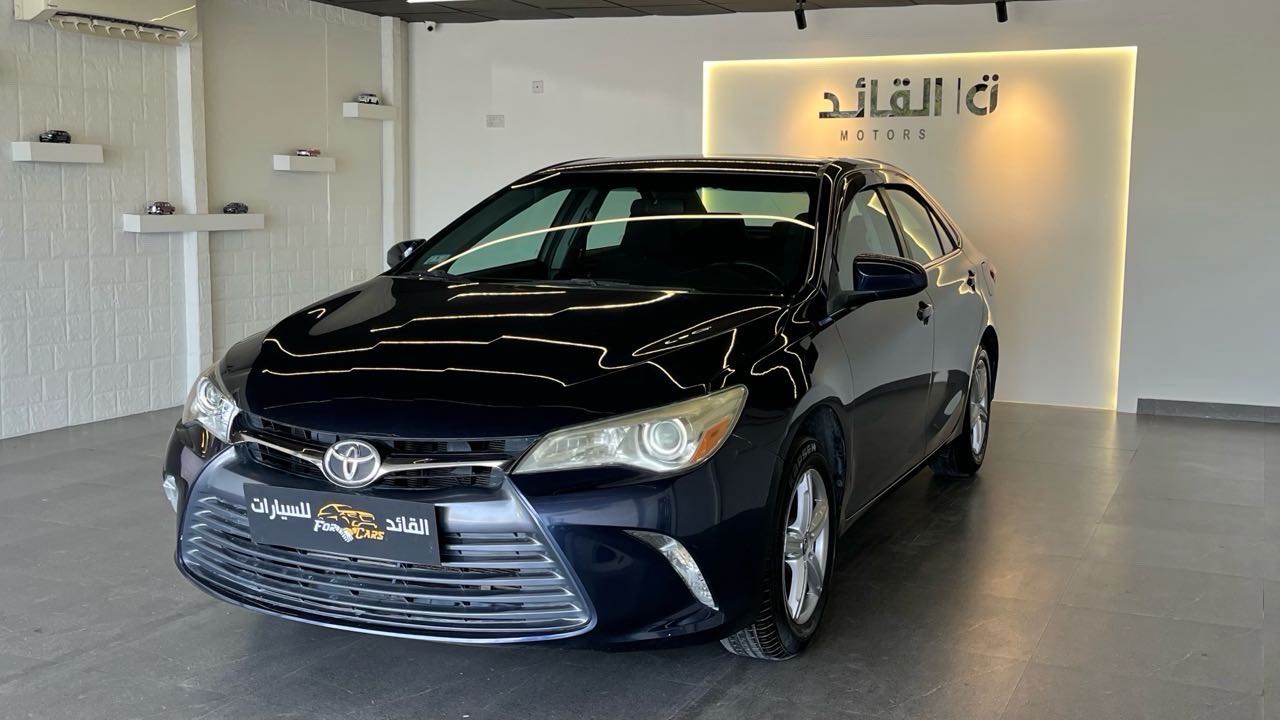 Car Image 2017 TOYOTA CAMRY SE