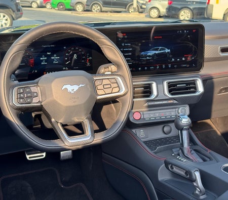 FORD MUSTANG 2024