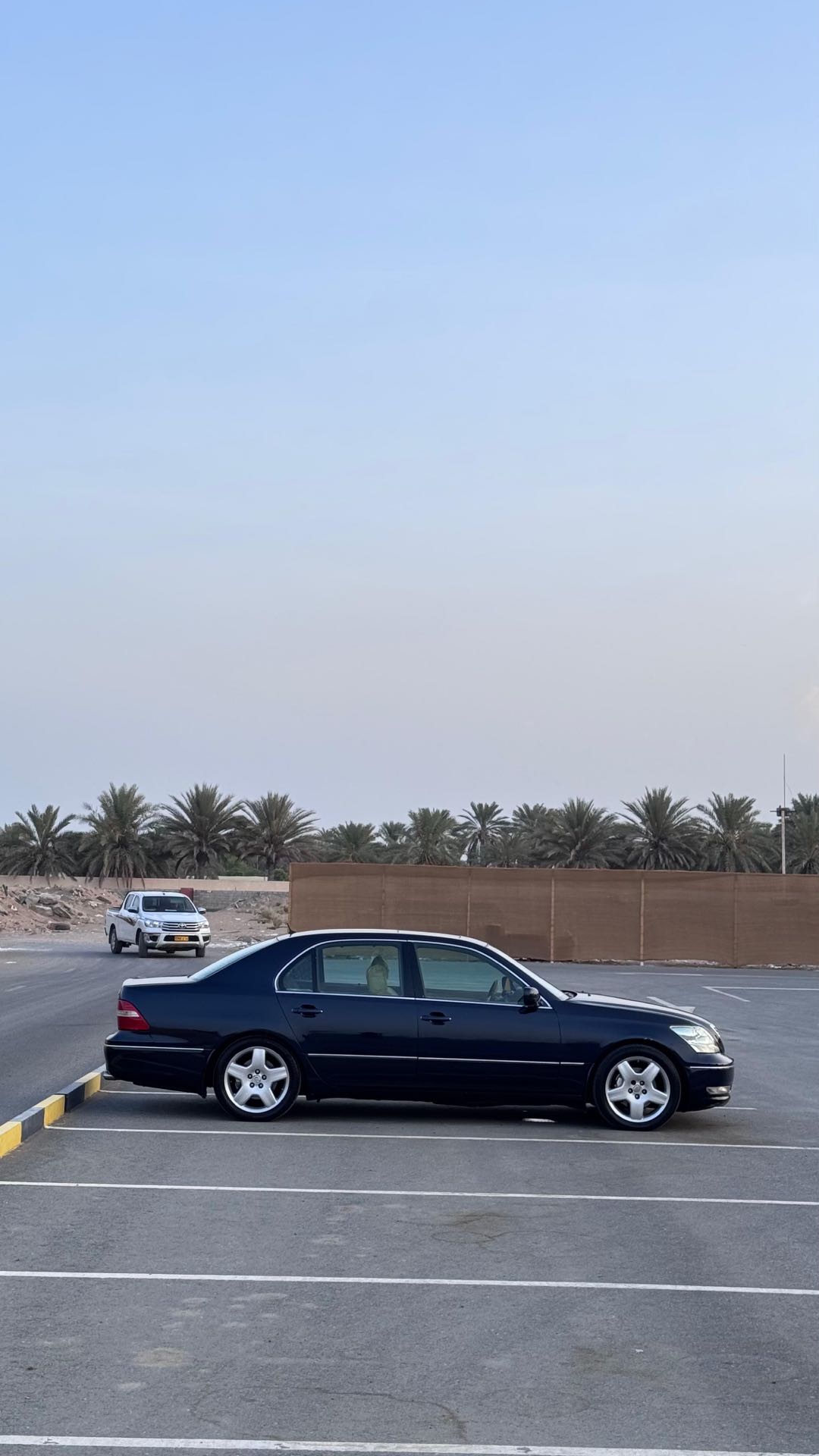 Car Image 2001 LEXUS LS 430