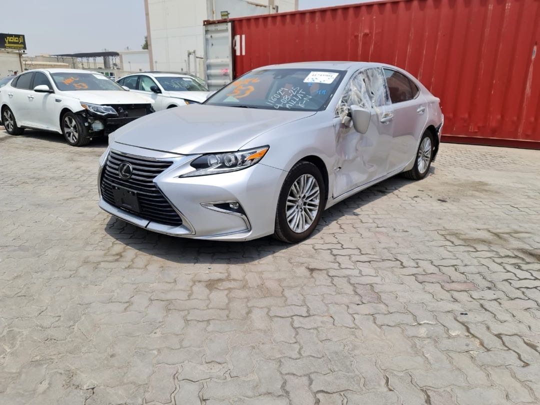 Car Image 2018 LEXUS ES 350