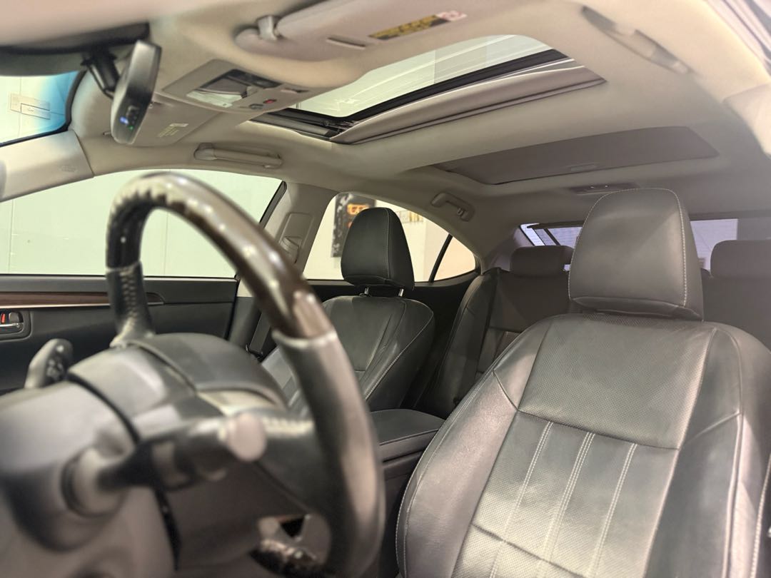 Car Image 2018 LEXUS ES 350