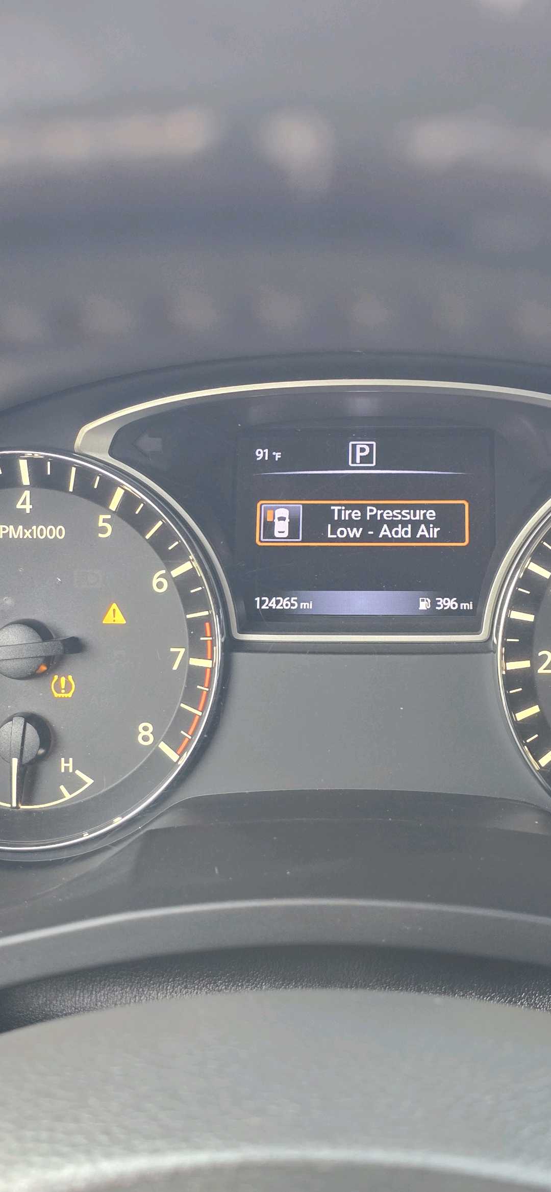Car Image 2018 NISSAN ALTIMA SV