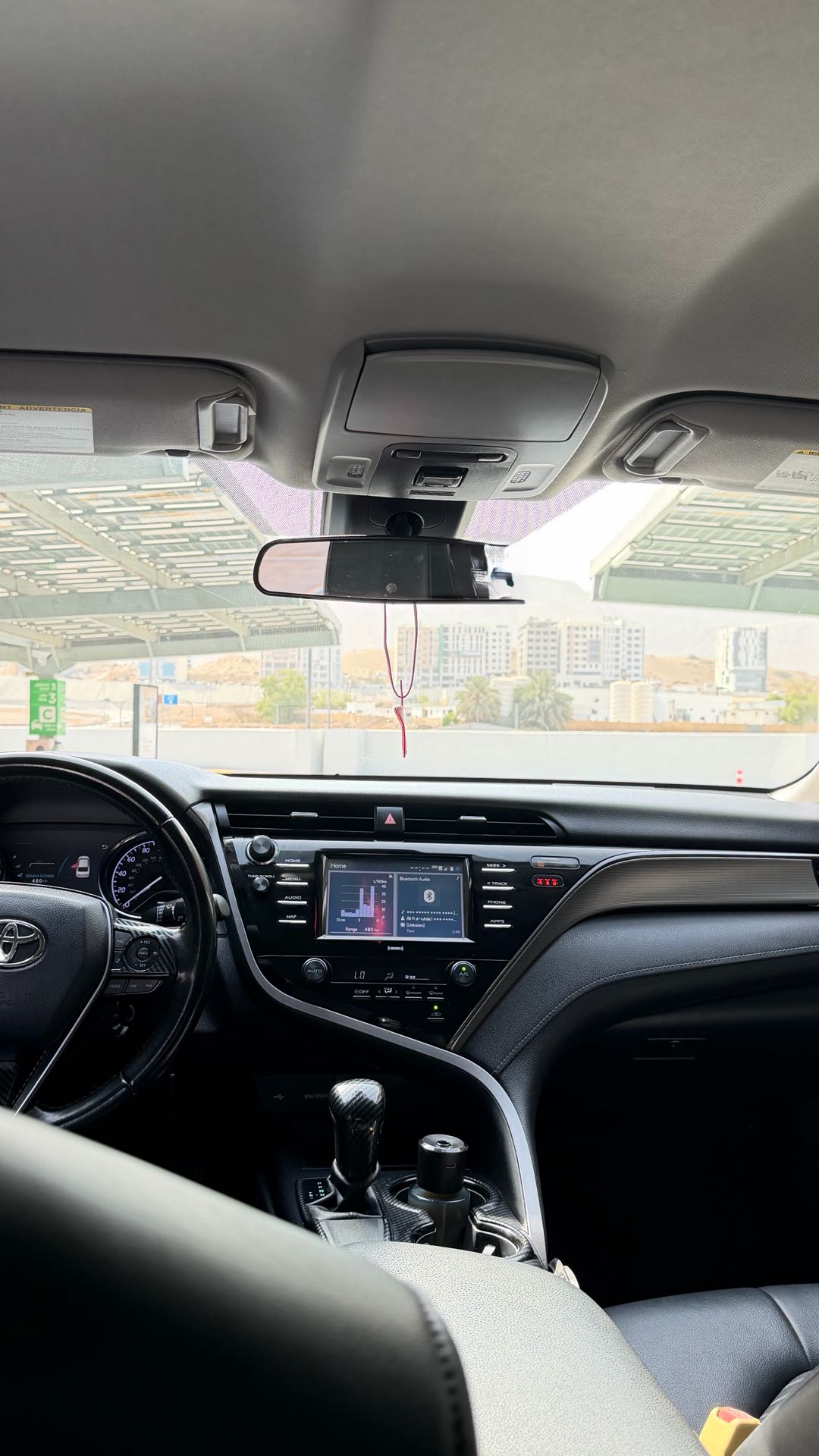 Car Image 2019 TOYOTA CAMRY SE