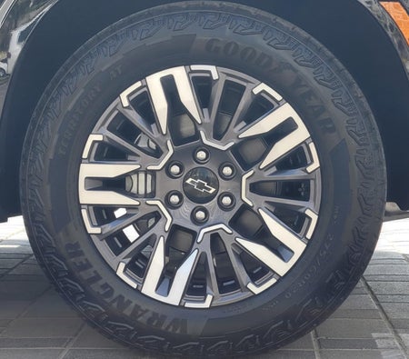 CHEVROLET TAHOE 2025