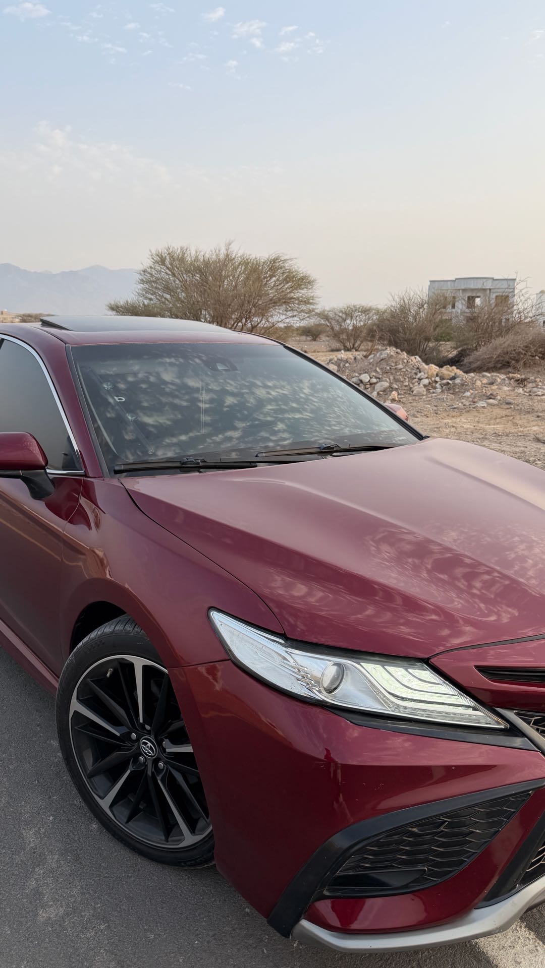 Car Image 2018 TOYOTA CAMRY SE
