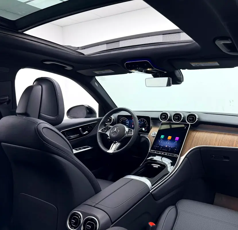 Car Image 2025 MERCEDES GLC CLASS 