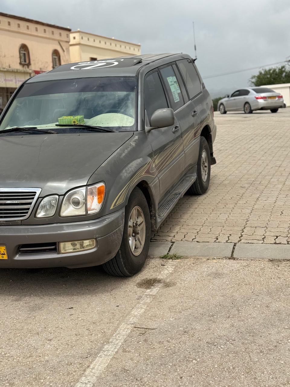 Car Image 1999 LEXUS LX 470
