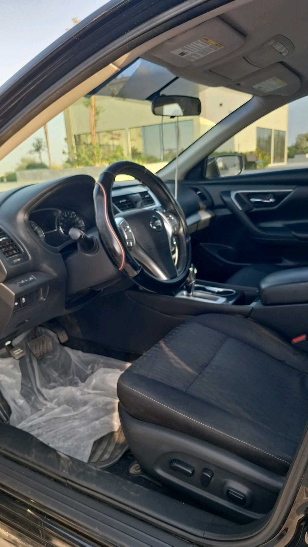 Car Image 2018 NISSAN ALTIMA SV