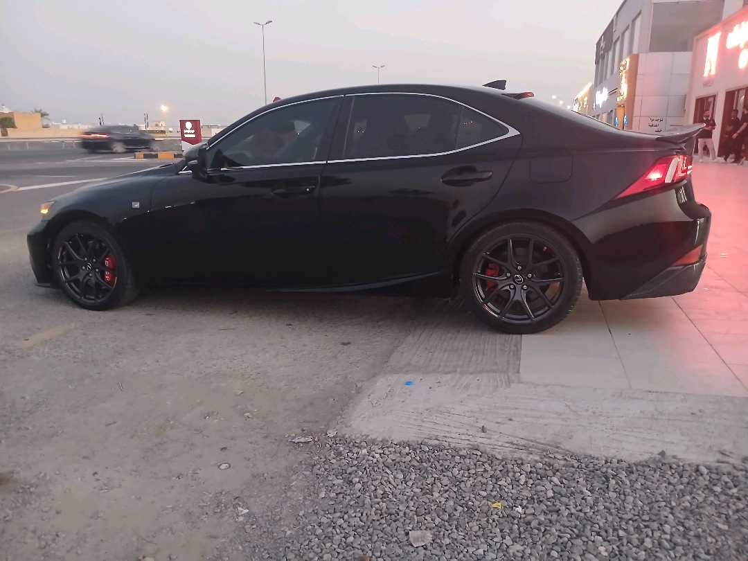 Car Image 2016 LEXUS IS 300
