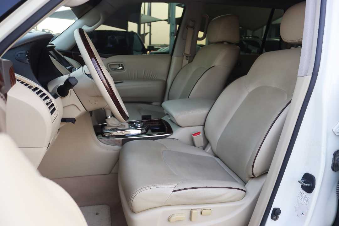 Car Image 2017 NISSAN PATROL Titanium