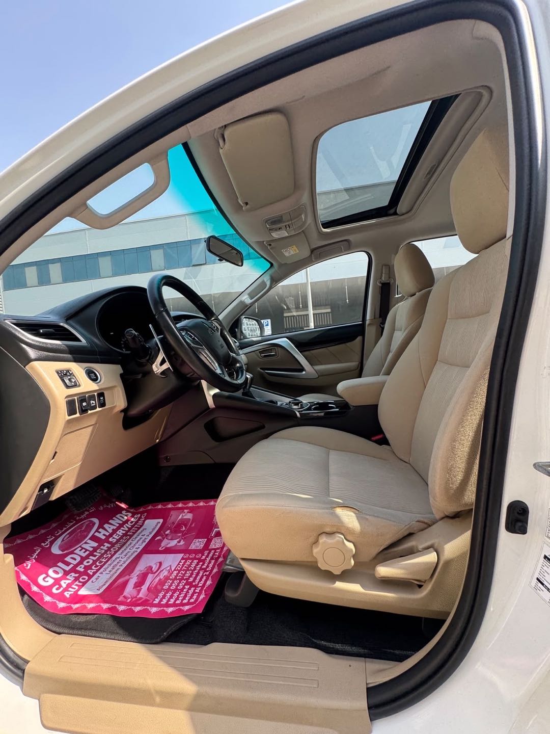 Car Image 2019 MITSUBISHI MONTERO 