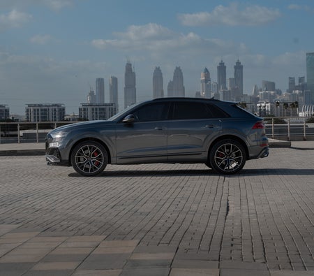 اودي Q8 2023