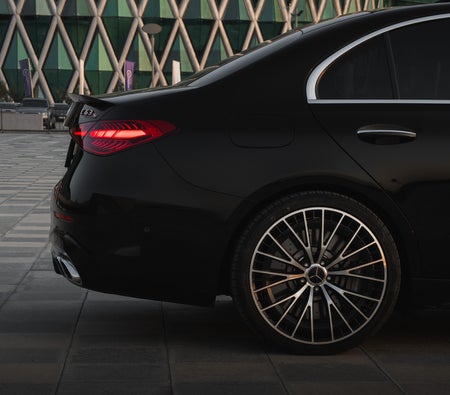 مرسيدس C Class 2024