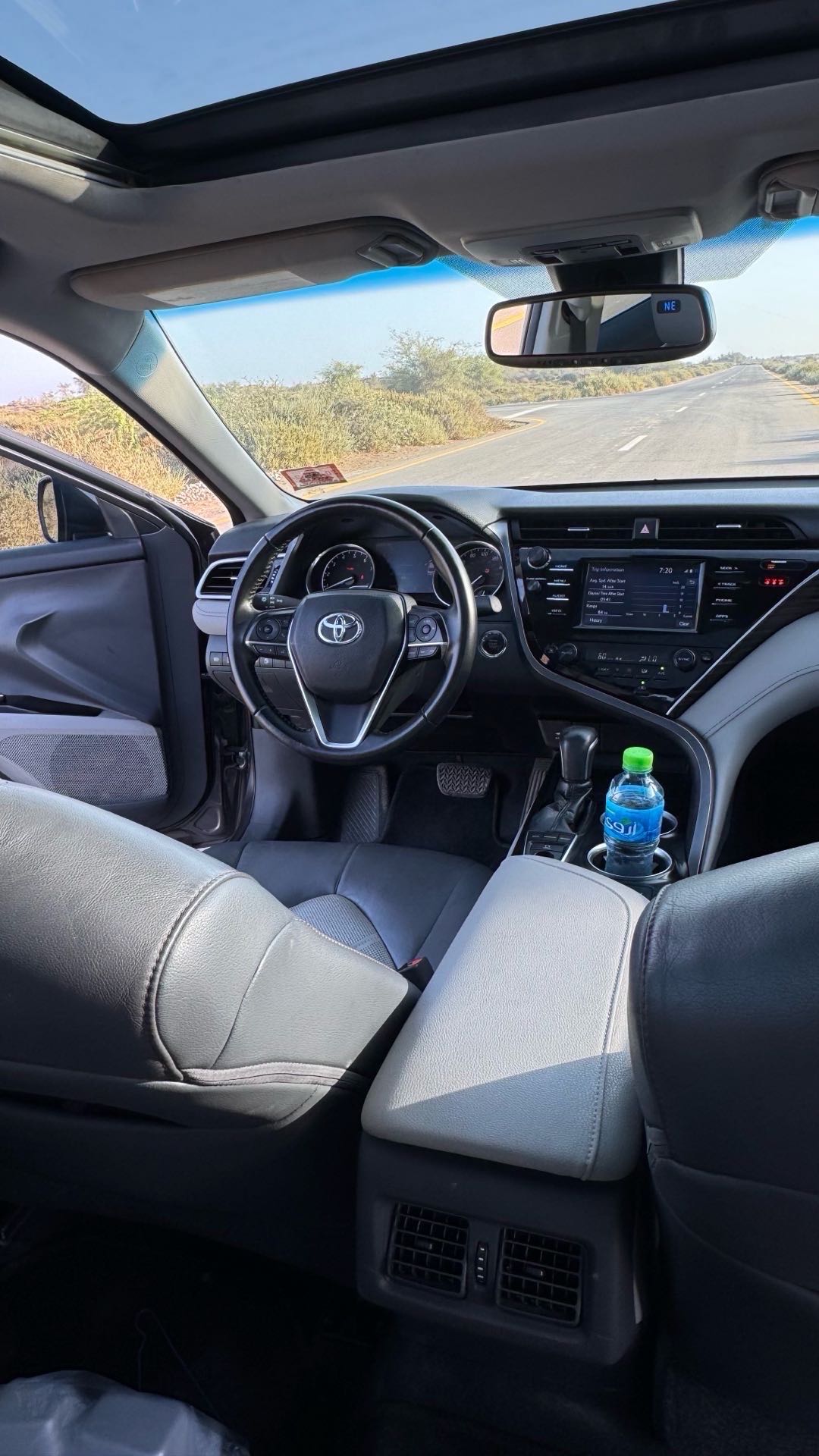Car Image 2018 TOYOTA CAMRY XLE