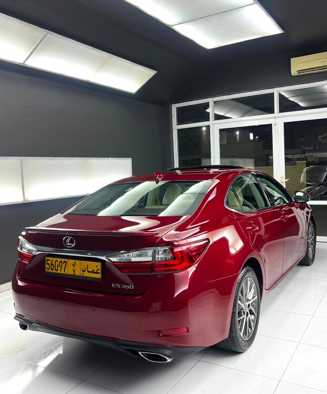 Car Image 2018 LEXUS ES 350