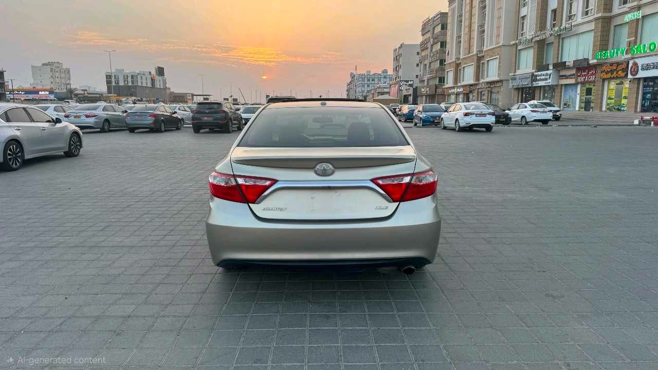 Car Image 2017 TOYOTA CAMRY XLE