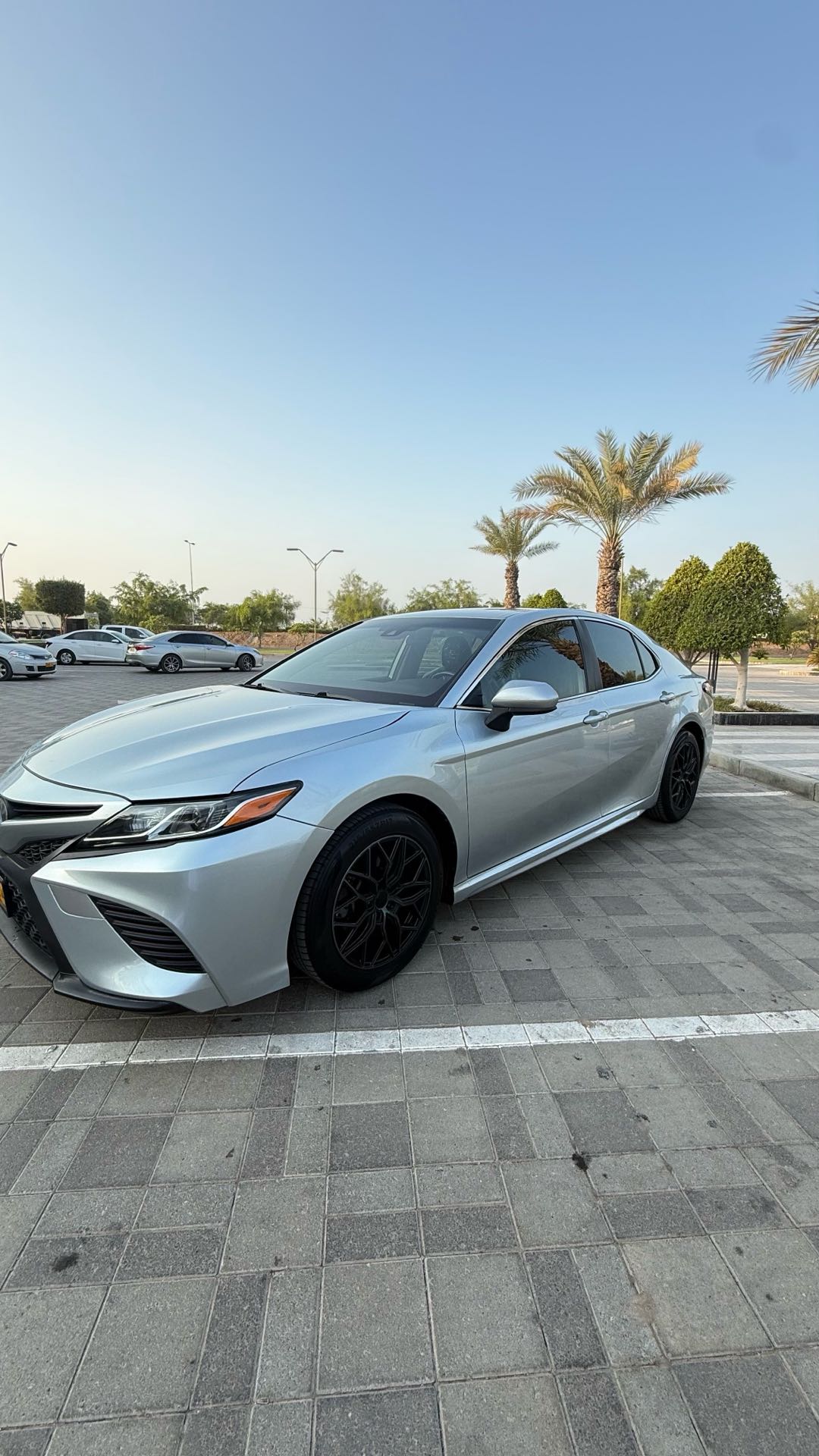 Car Image 2019 TOYOTA CAMRY SE
