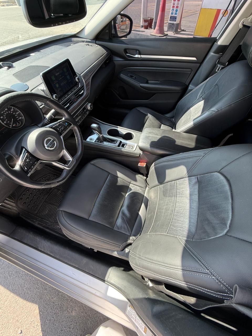 Car Image 2019 NISSAN ALTIMA SL