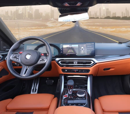 BMW M4 2025