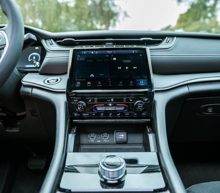 JEEP GRAND CHEROKEE 2024