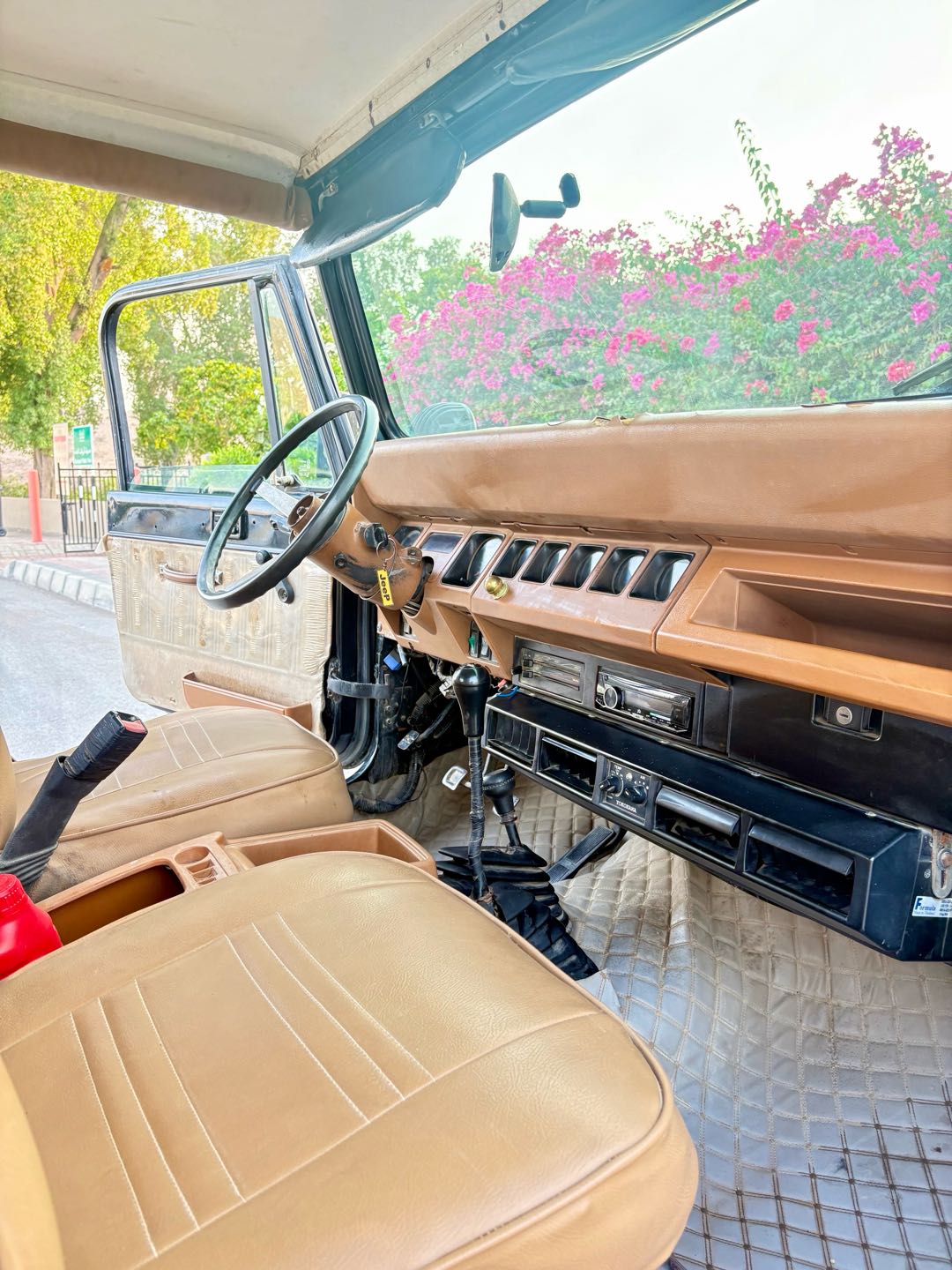 Car Image 1995 JEEP WRANGLER YJ