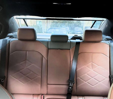 BMW 5 SERIES 2025