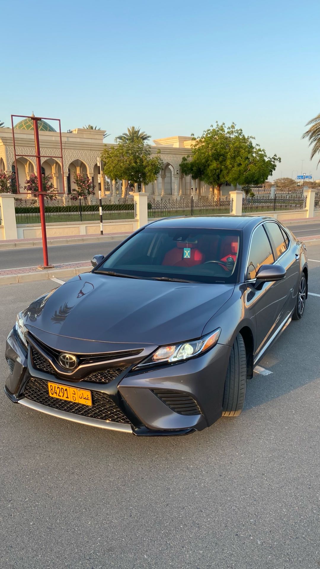 Car Image 2018 TOYOTA CAMRY SE