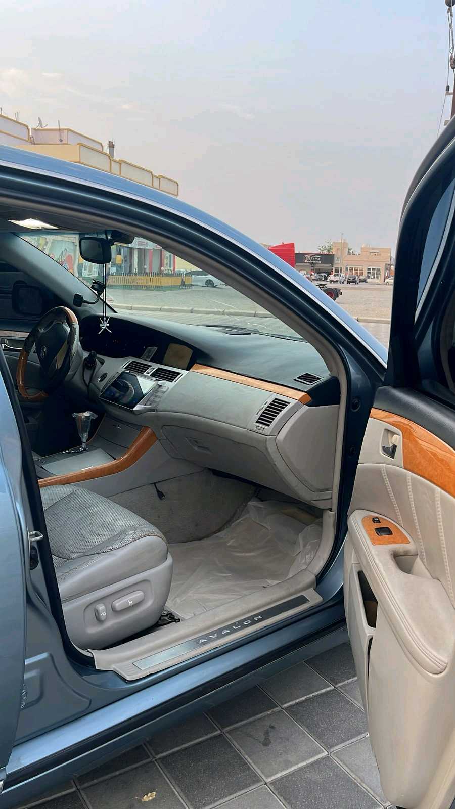 Car Image 2006 TOYOTA AVALON LIMITED