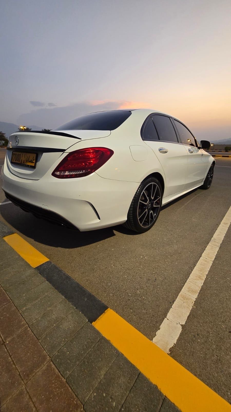 Car Image 2016 MERCEDES C Class 43