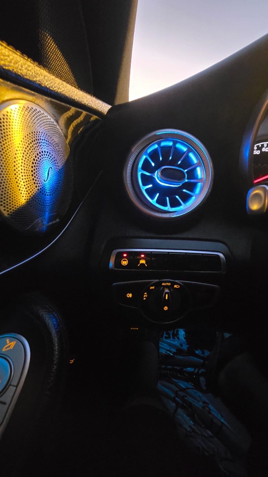 Car Image 2016 MERCEDES C Class 43