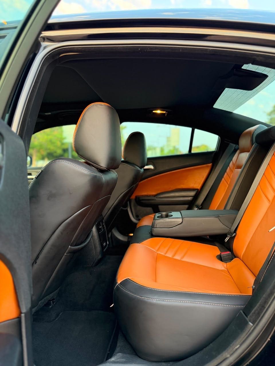 Car Image 2020 DODGE CHARGER SXT