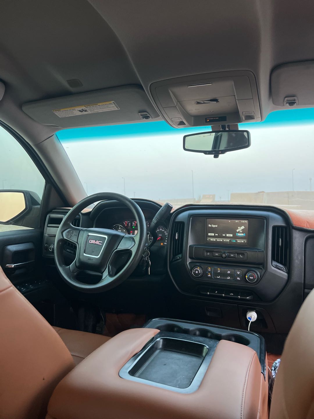 Car Image 2018 GMC SIERRA SLE