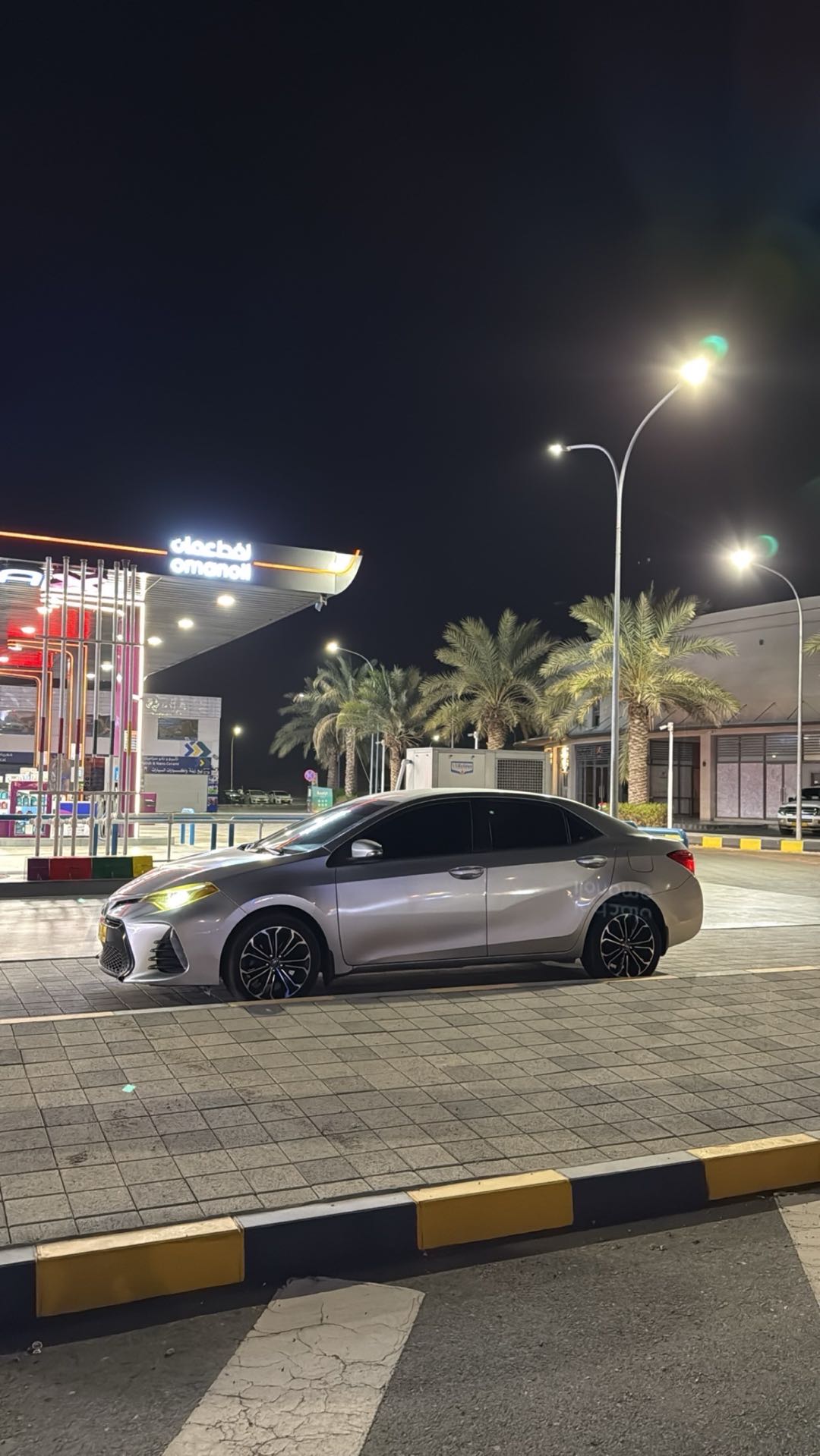Car Image 2017 TOYOTA COROLLA SE