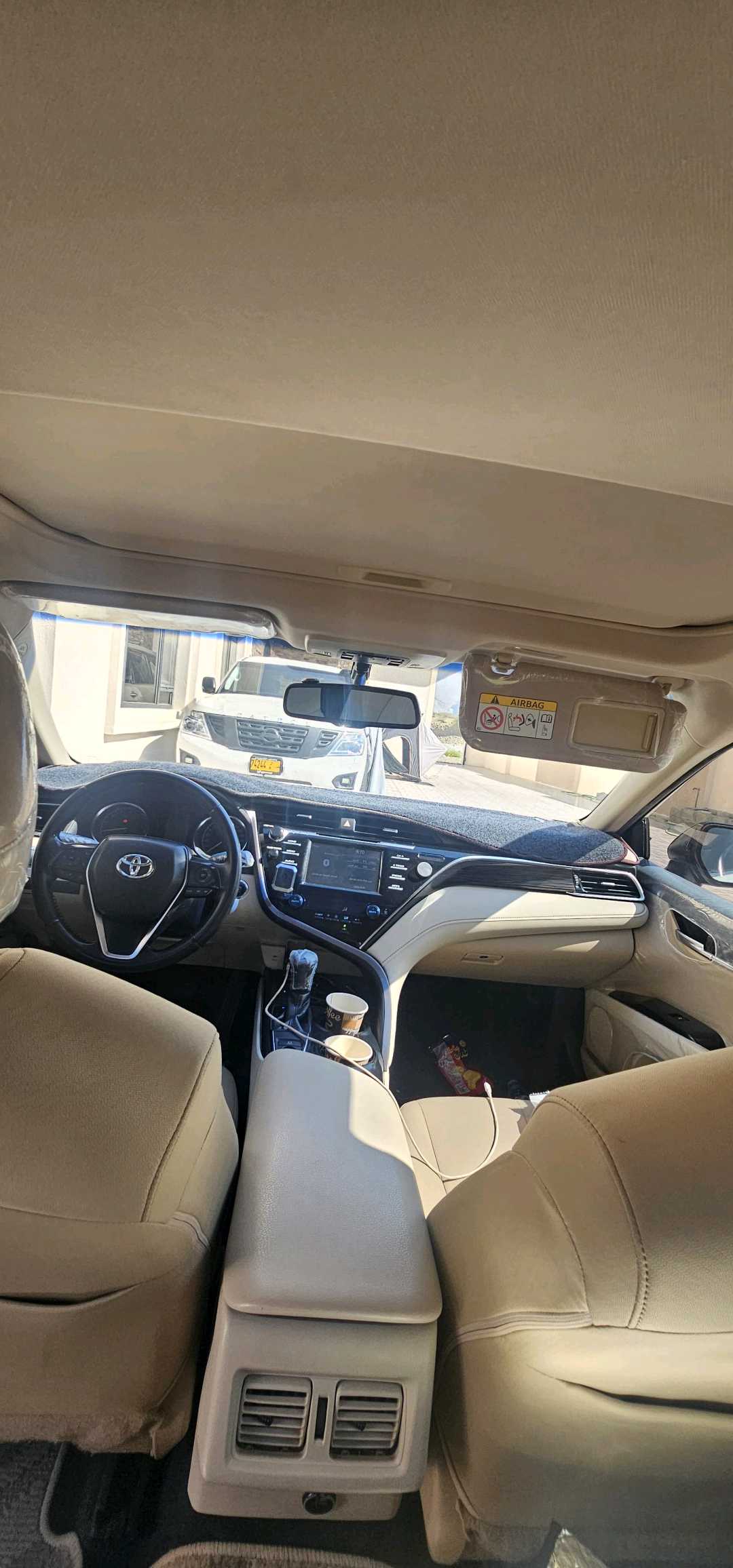 Car Image 2018 TOYOTA CAMRY SE