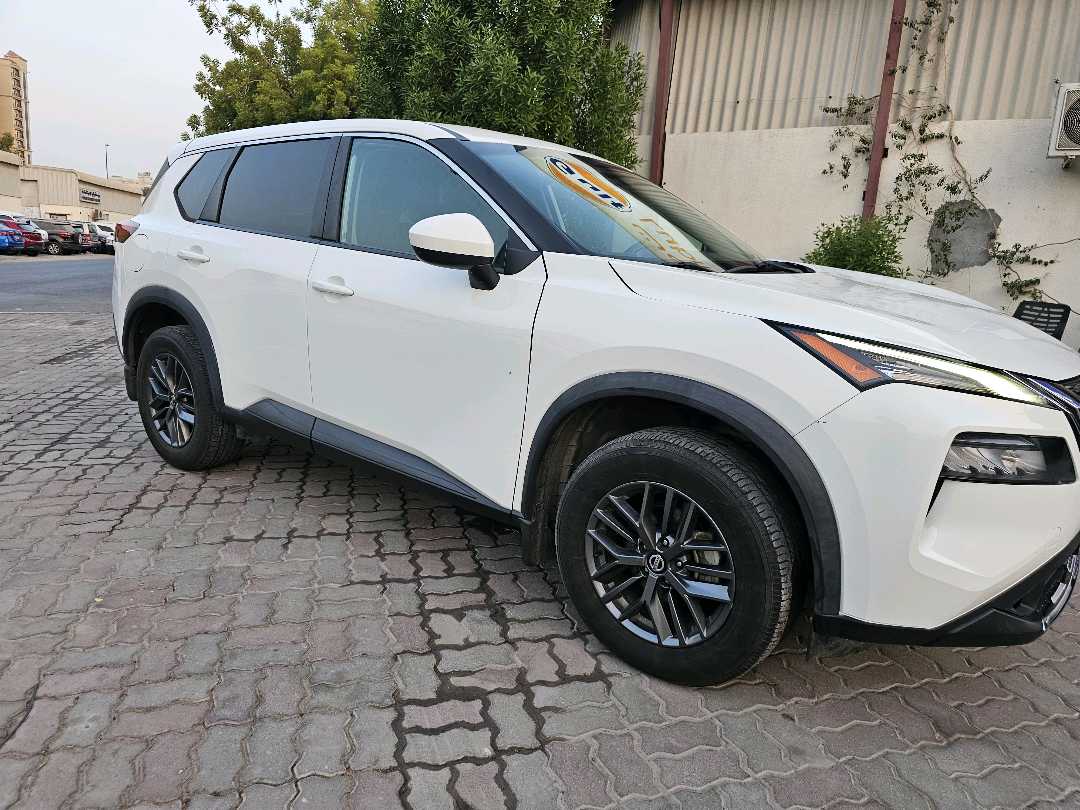 Car Image 2021 NISSAN ROGUE S