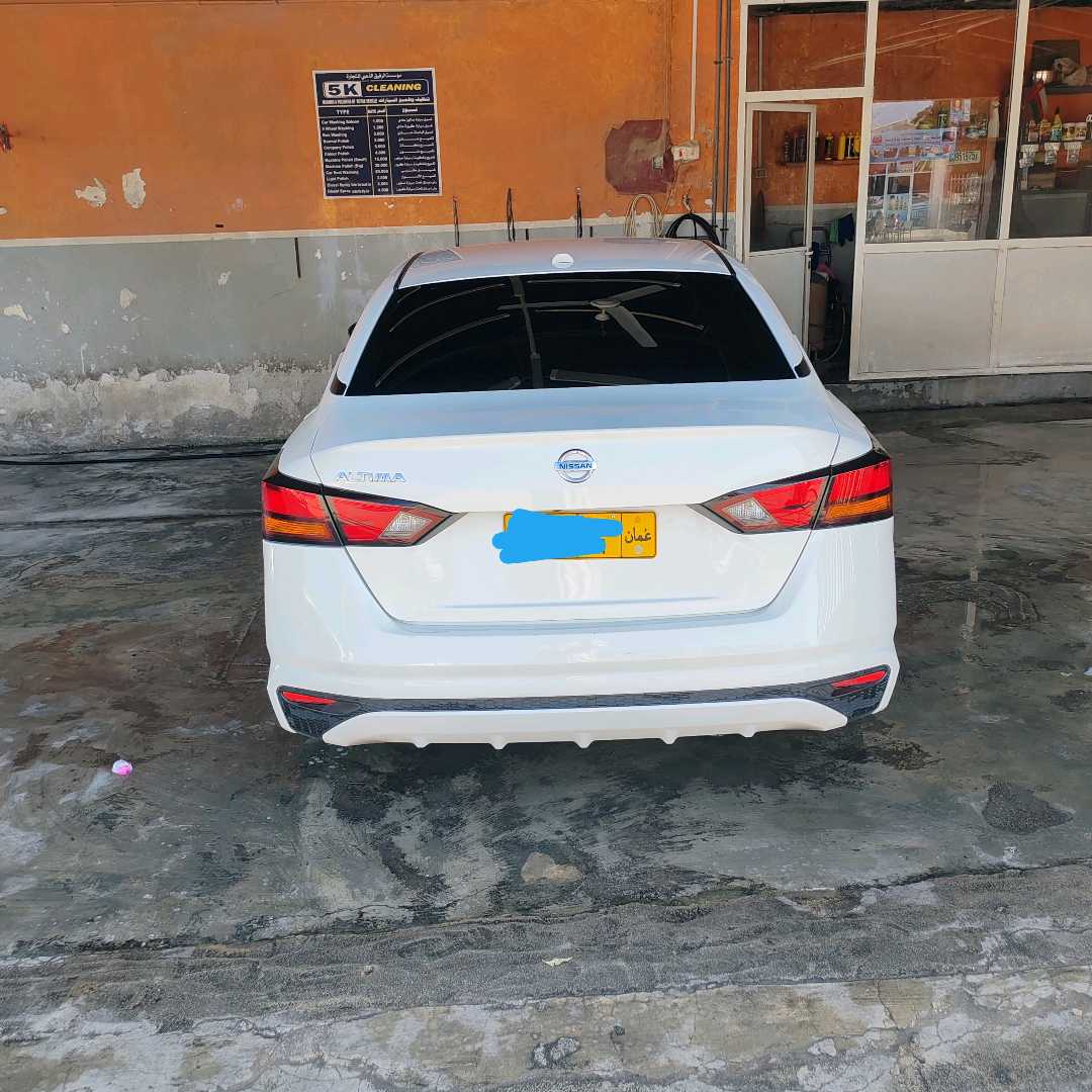 Car Image 2019 NISSAN ALTIMA S