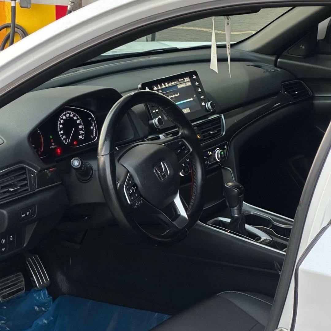 Car Image 2019 HONDA ACCORD SPORT