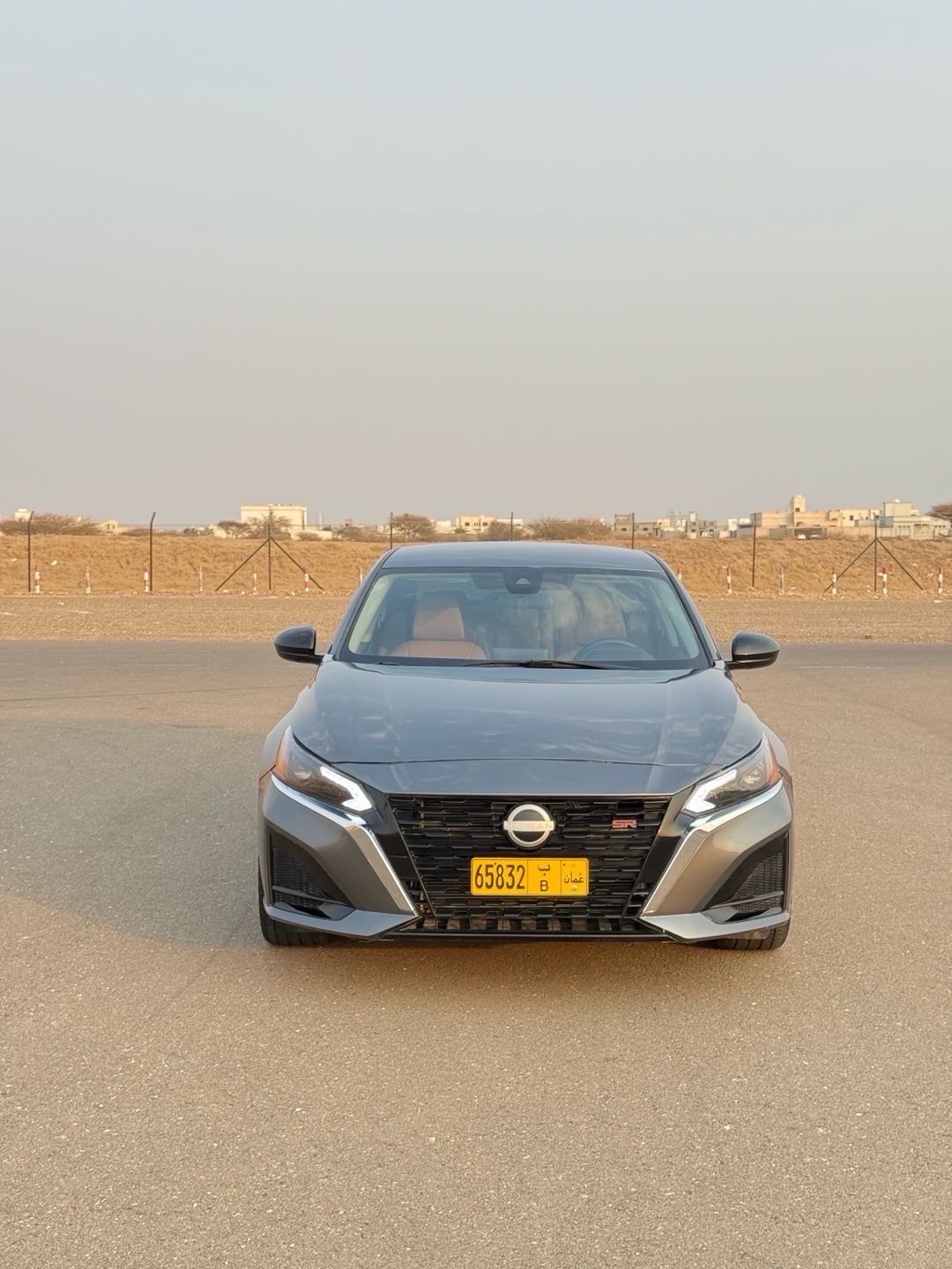 Car Image 2019 NISSAN ALTIMA SR