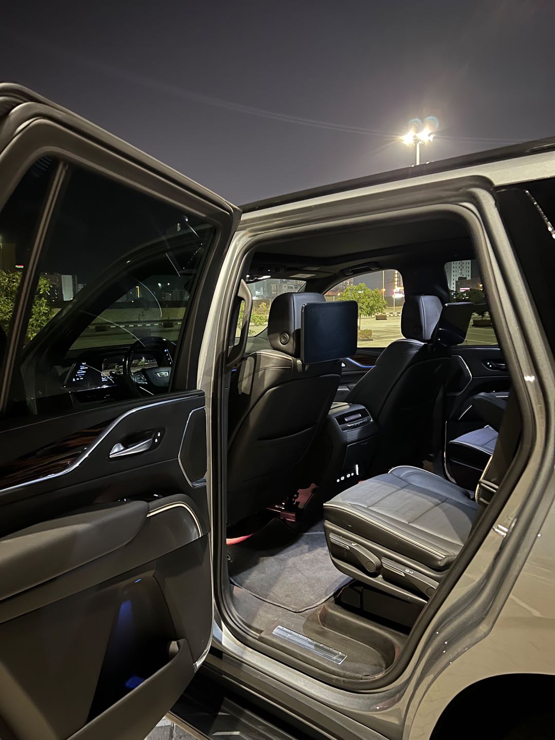 Car Image 2023 CADILLAC ESCALADE 