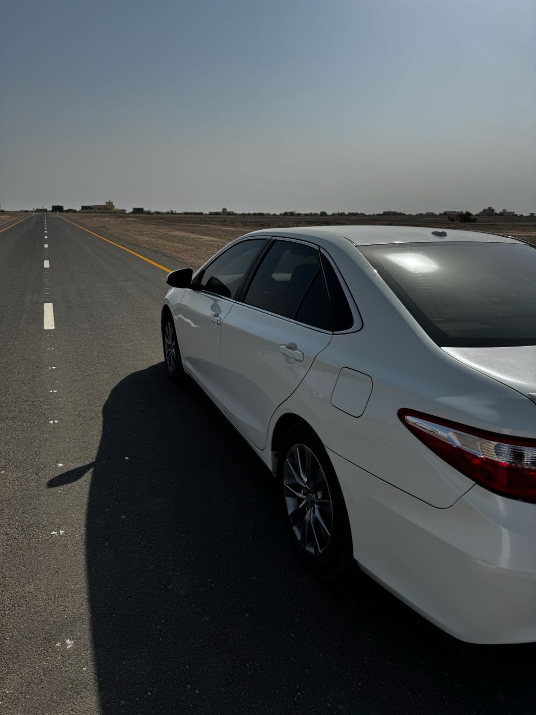 Car Image 2017 TOYOTA CAMRY XLE