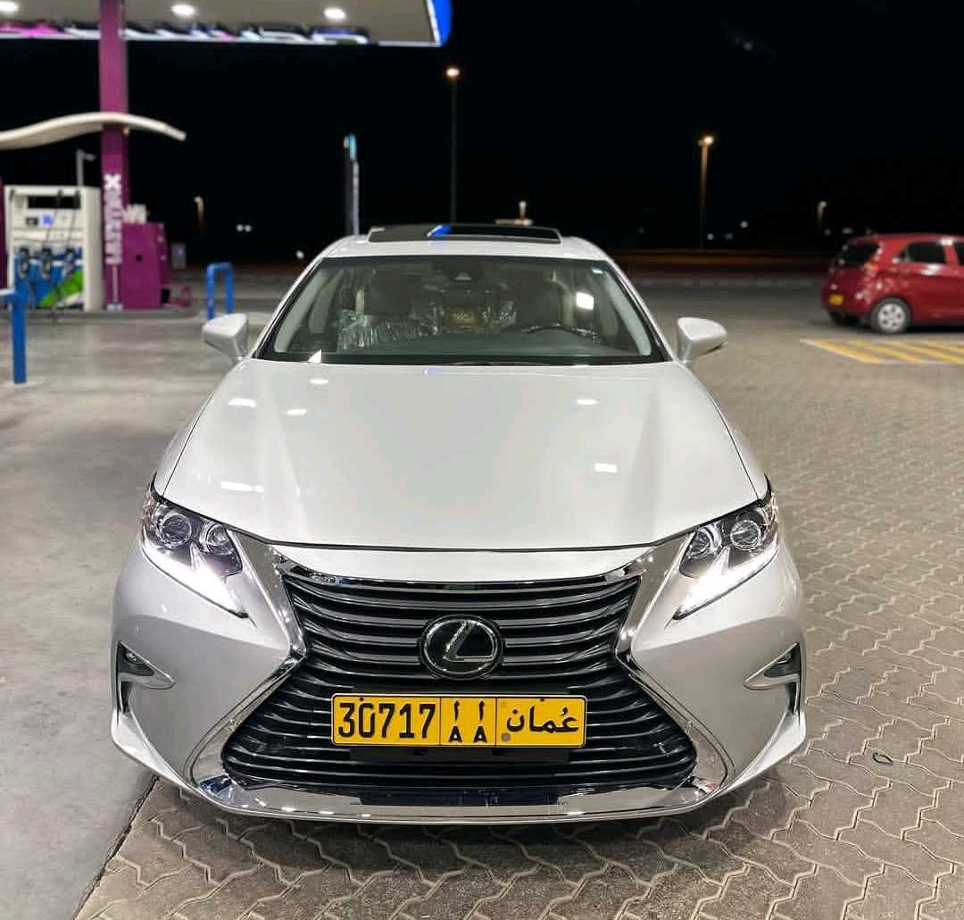 Car Image 2018 LEXUS ES 350