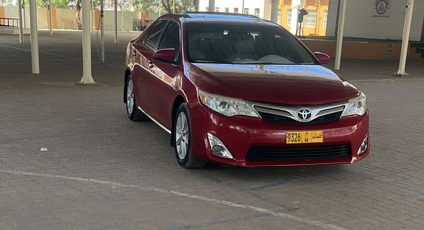 Car Image 2014 TOYOTA CAMRY XLE