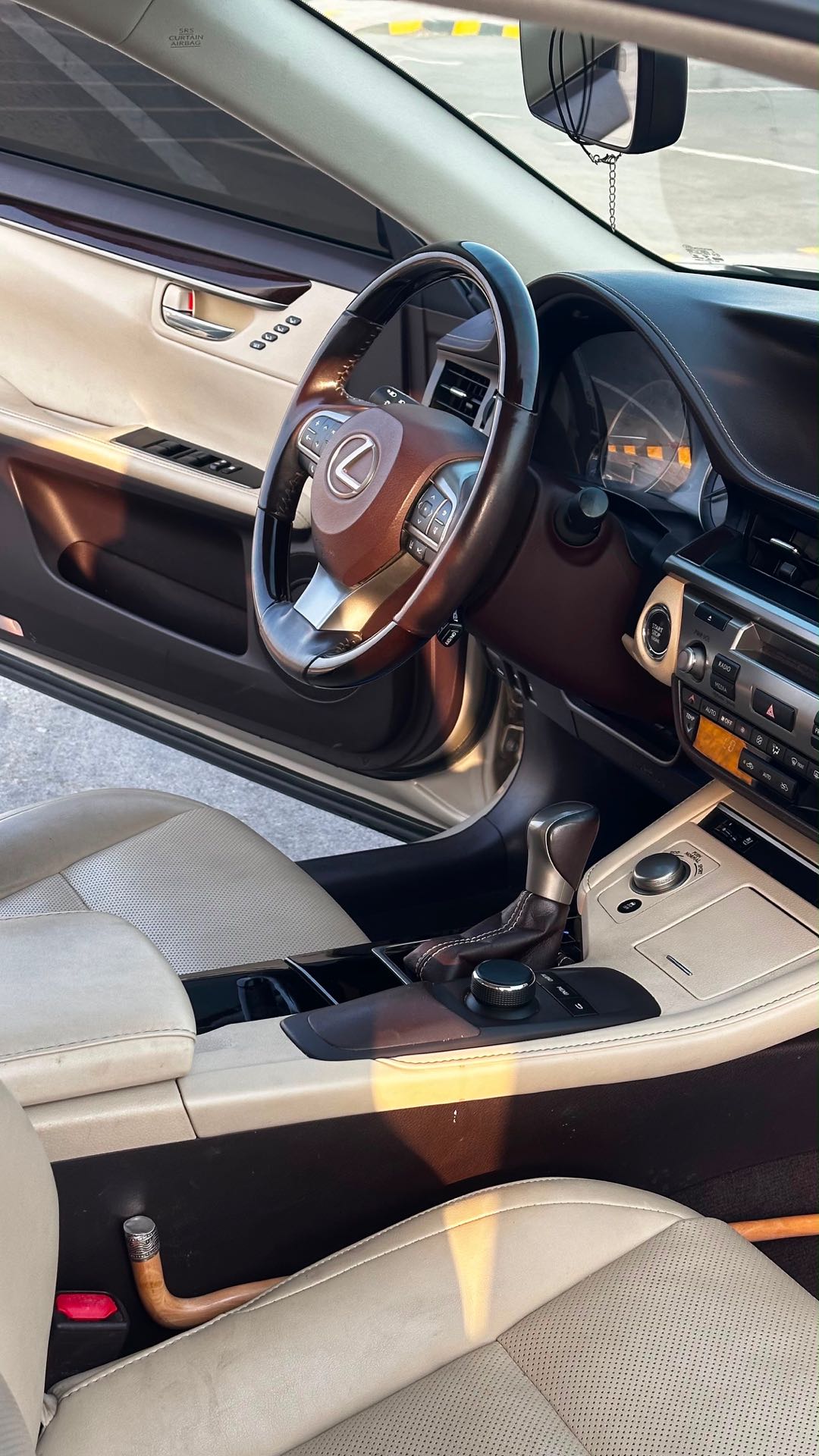 Car Image 2018 LEXUS ES 350