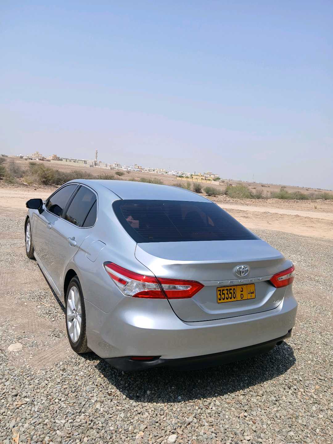 Car Image 2018 TOYOTA CAMRY LE