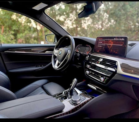 BMW 5 SERIES 2021